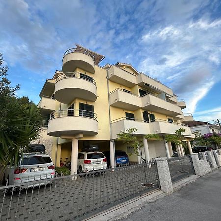 Apartmani Palada Poljica  Luaran gambar